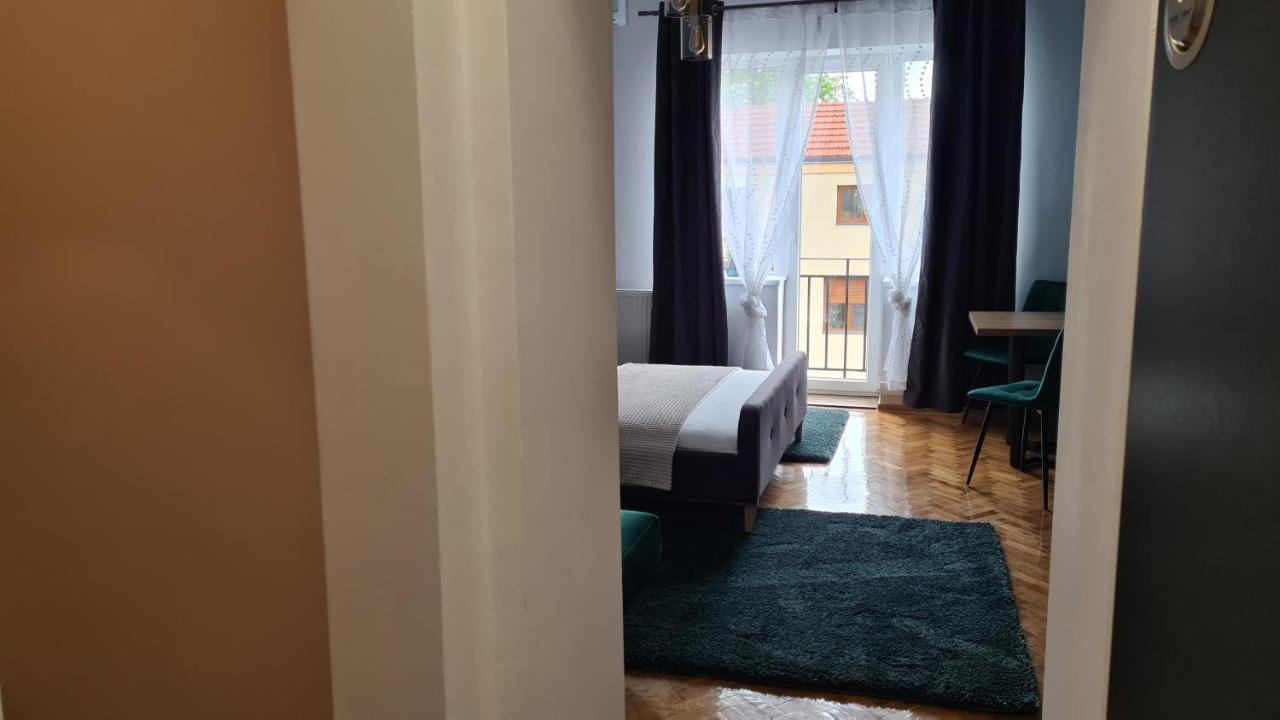 Bulevard Apartments Satu Mare Eksteriør billede